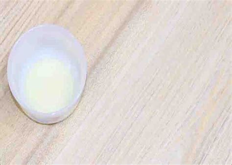 how to whitening your teeth at home