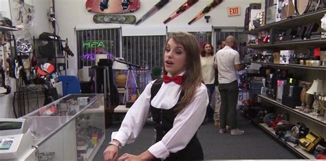 Kimmy Granger Is Dressed As A Magician While Sucking ZB Porn