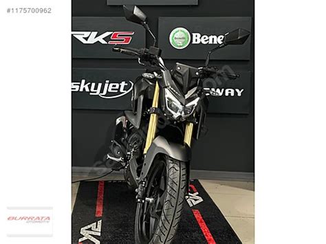 Rks Srk S Model Naked Roadster Motor Motosiklet Ma Azas Ndan S F R Tl