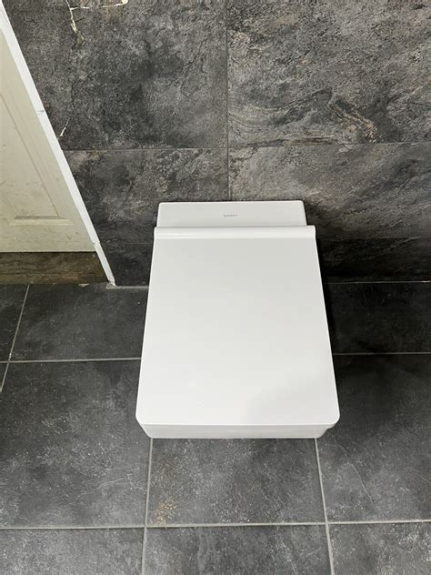 EX DISPLAY Duravit Vero Air Wall Mounted Square Toilet EBay