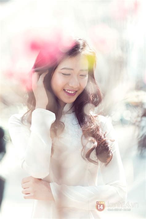 Hot Girl Mi N Khoe V P C Tr Ng Trong T O D I Truy N Th Ng