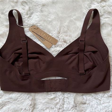 Skims Intimates Sleepwear Skims Naked Plunge Bra Cocoa Size L Poshmark