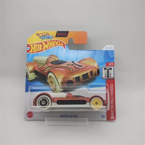 Se produkter som liknar Hot Wheels Retro Active på Tradera