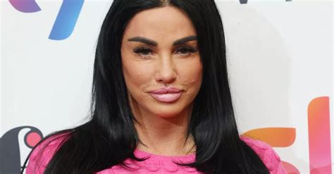 Katie Price Fans Spot Photoshop Fail As She Shows Off Tattoos In Lacy Lingerie Ok Magazine