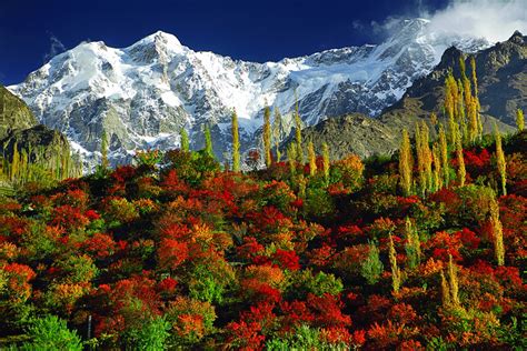 hunza nagar autumn  incredible pakistan