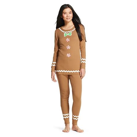 20 Festive Holiday Pajamas You Need To Wear On Christmas Morning