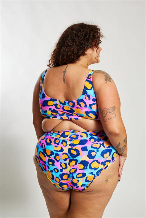Gia Bikini Top Curve - Aella