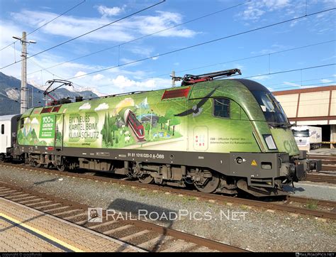 Siemens ES 64 U2 - 1016 020 operated by Österreichische Bundesbahnen ...