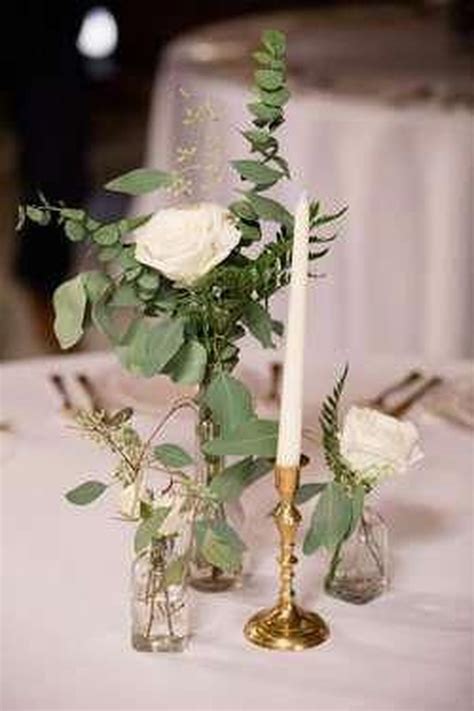 Lovely Bud Vase Centerpiece Decor Ideas For Your Dining Table