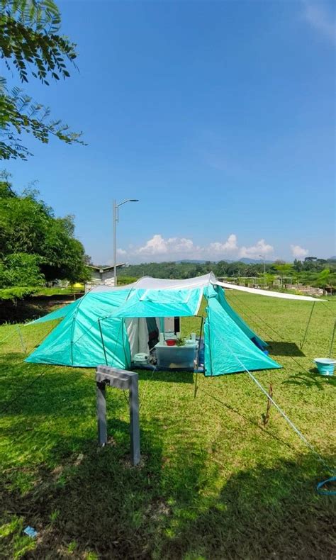 Preloved Tenda Camping hike n run cakra glamping tent, Olah Raga ...