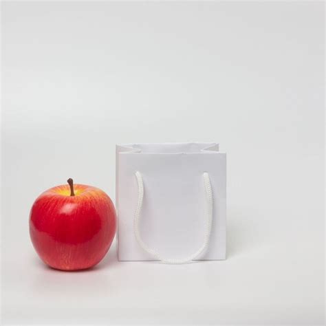 Пакет 30x40x13, белый, меловка