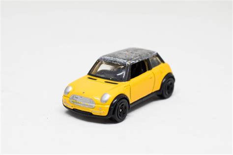 Razni autići 1 64 Hot Wheels Maisto Majorette