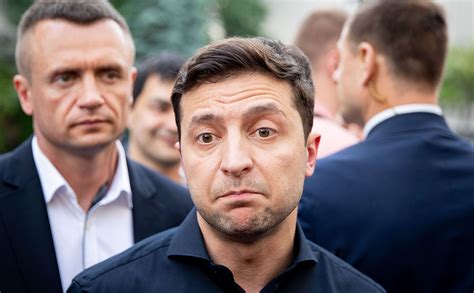 Бывший офицер разведки США: ближайшее будущее В. Зеленского будет ...