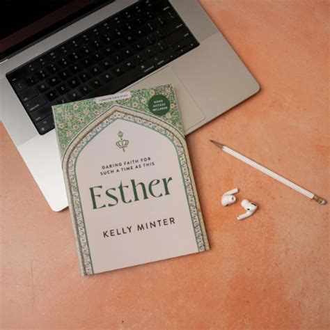Kelly Minter | Lifeway