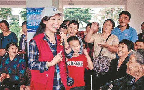 马鞍山市十佳道德模范、“马鞍山好人”张华：平凡微光聚星河 “太阳花”开绽“芳华”中安新闻中安新闻客户端中安在线