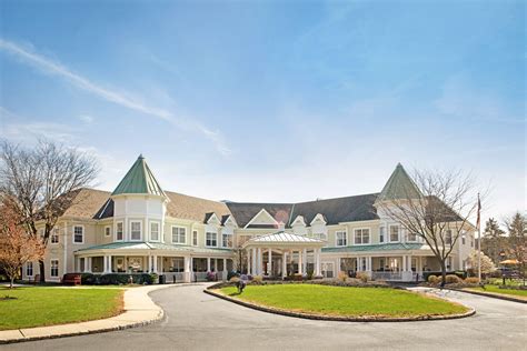 Arbor Ridge Rehabilitation and Healthcare Center | Nursing Home in