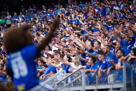 Torcida Esgota 20 Mil Ingressos Para Retorno Ao Mineirão E Cruzeiro