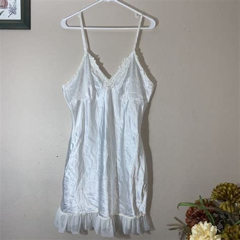 Vx Intimates Intimates Sleepwear Vx Intimate Collection White Lace Lace Lingerie Slip