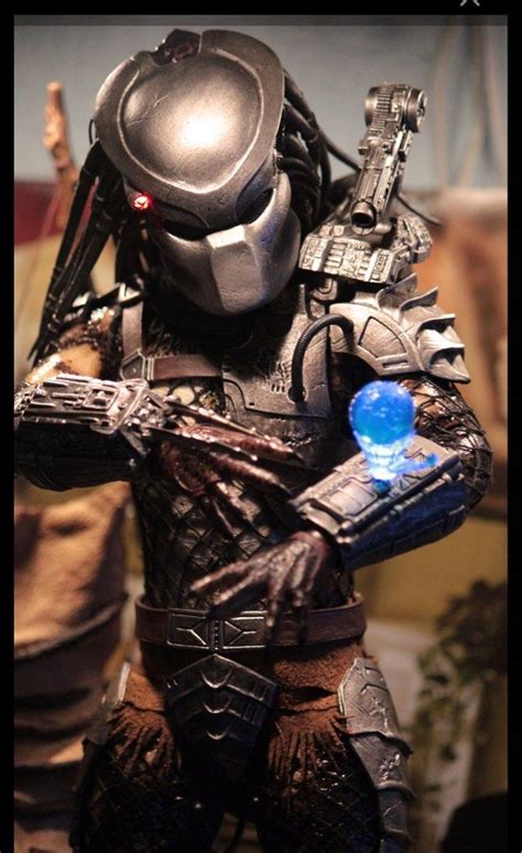 Hot Toys Predators Movie Masterpiece Classic Predator Collectible Figure Hobbies Toys