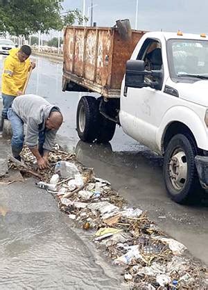 Desalojan Basura Que Obstru A Alcantarillas Y Drenes Pluviales La