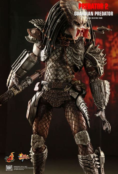 Predator 2 Guardian Predator Figurine 35cm Hot Toys MMS 126