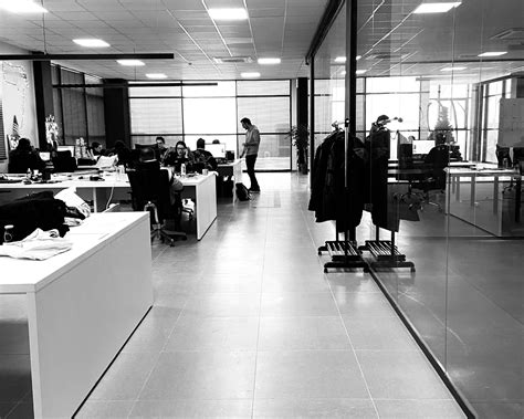 Top 5 Reasons Coworking is Important for Modern Professionals | Coventus