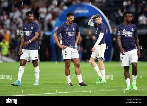 Left To Right Real Madrid S Aurelien Tchouameni Jude Bellingham