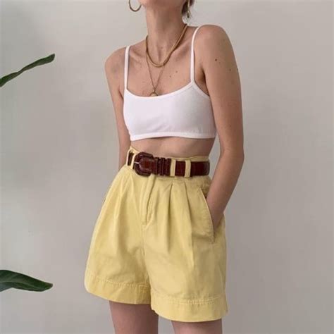 Шорты с завышенной талией - с чем носить, как сочетать