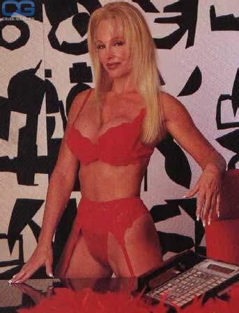 Debra Marshall Nude Pictures Onlyfans Leaks Playboy Photos Sex Scene Uncensored
