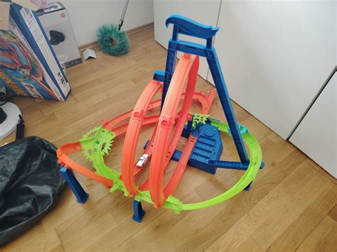 Hot Wheels Epic Crash Dash