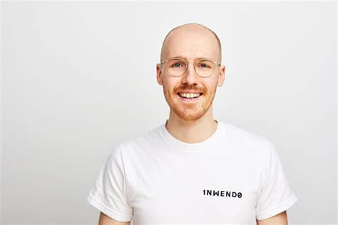 Mit Dennis Bartels Kontakt aufnehmen - Hafven