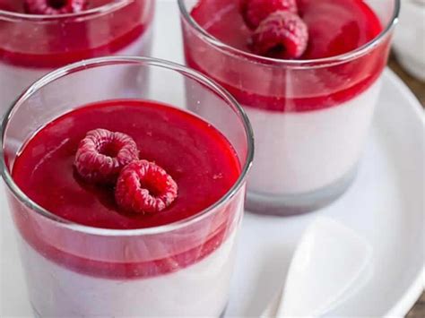 Panna Cotta L Agar Agar Et Coulis De Framboises Au Thermomix