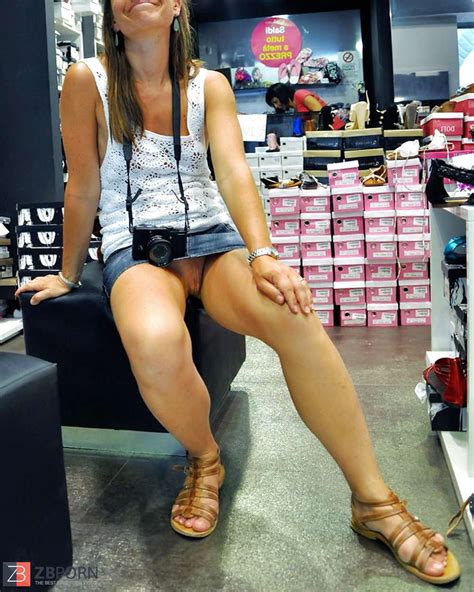 Upskirt Public Display II ZB Porn