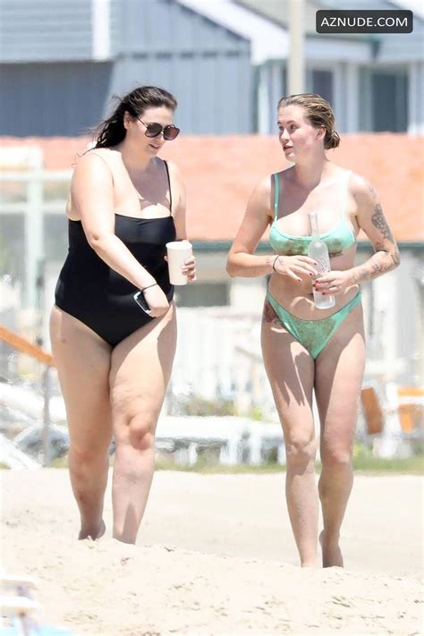 Ireland Baldwin Looks Stunning In A Bikini While Out With Friends On