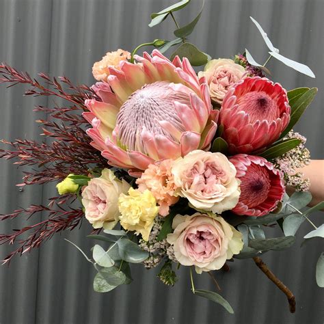 Order flowers - Bairnsdale