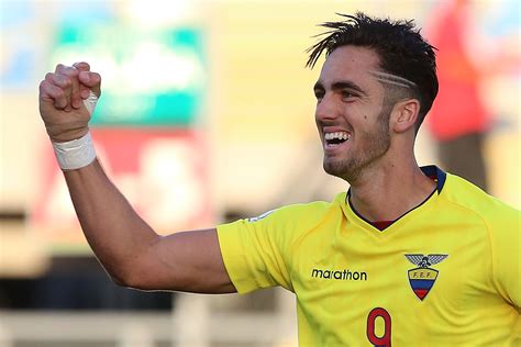 ¿Sorpresas en la formación de Ecuador para medir a Bolivia en la