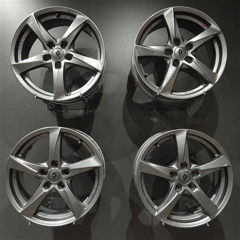 Felgi 17 5x114 3 Renault Megane III IV Fluence F9614 11