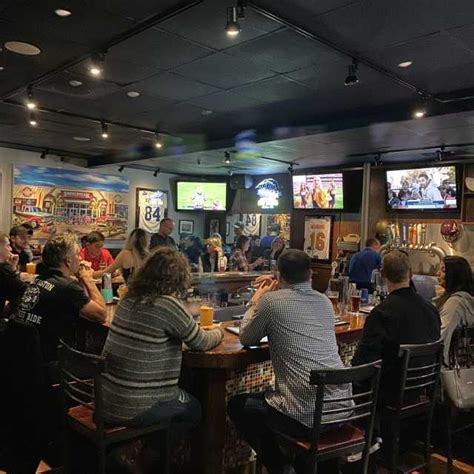 Shorebreak Pizza And Taphouse Shore Drive Visit Virginia Beach