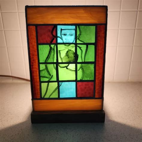 MODERN NUDE WOMAN STAINED GLASS WINDOW BOUDOIR TABLE LAMP 6 X8 76 26