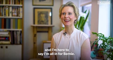 Sex And The City S Cynthia Nixon Endorses Bernie Sanders For President