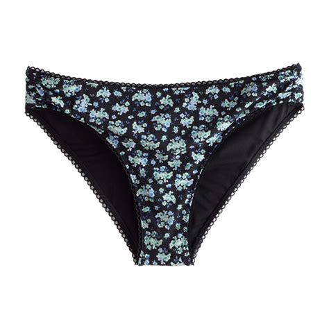 The Underwire Bikini Top Trend Embrace Support And Style Viva Cabana