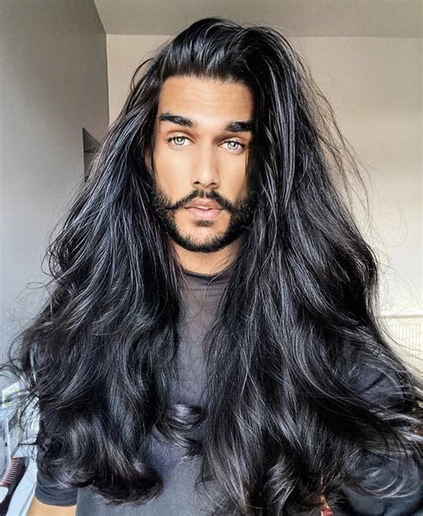 Homens Com Cabelo Comprido