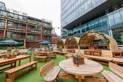 The Lawn Club Alfresco Food And Drinks In Spinningfields Designmynight