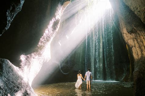 Intimate Bali Waterfall Prewedding Tukad Cepung Waterfall