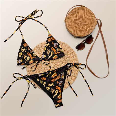 Yvonne De Carlo Spider Web Bikini