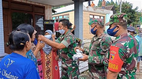 Renovasi Mushola Babinsa Bangkitkan Semangat Gotong Royong Warga