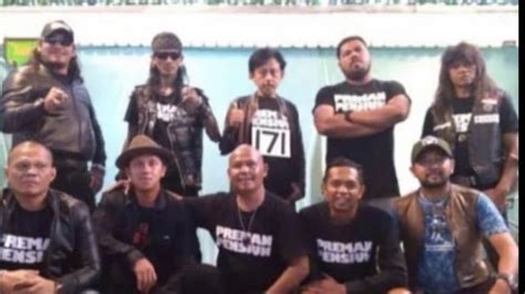 Ternyata Ini Agama Yang Dianut Pemain Sinetron Preman Pensiun Tidak