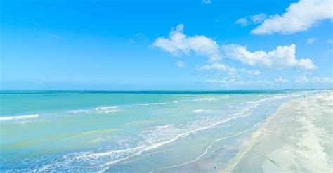 Conoce Playa Norte En Ciudad Del Carmen El Lugar Con El Mar Color