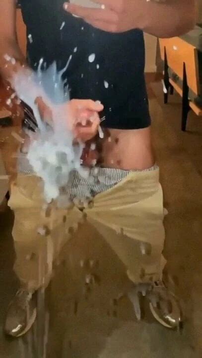 Cum Splatter On The Mirror Gay Big Cock Big Cock Porn XHamster