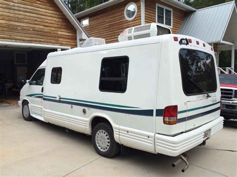 1996 Used Winnebago Rialta 22 Class B In Texas Tx